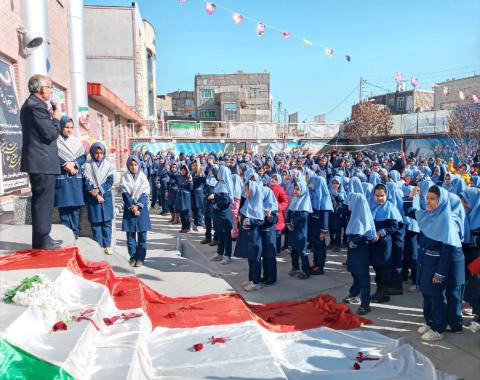 نواخته شدن زنگ انقلاب در دوازدهمین روز از بهمن ماه