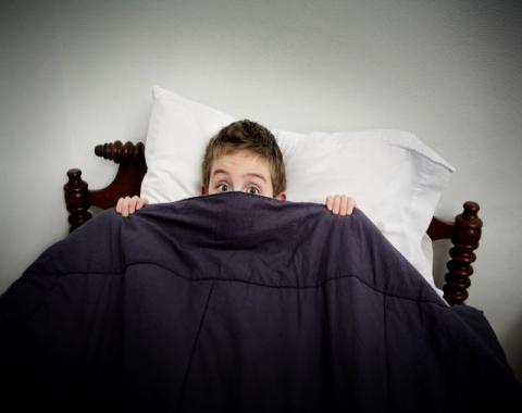 با کابوس های شبانه کودکان و ترس های آن ها در زمان خواب چه کنیم؟