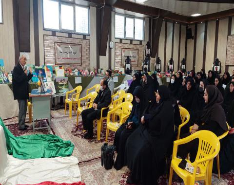 برگزاری جلسه شورای آموزگاران به مناسبت”دهه مبارک فجر”-بهمن ماه1401